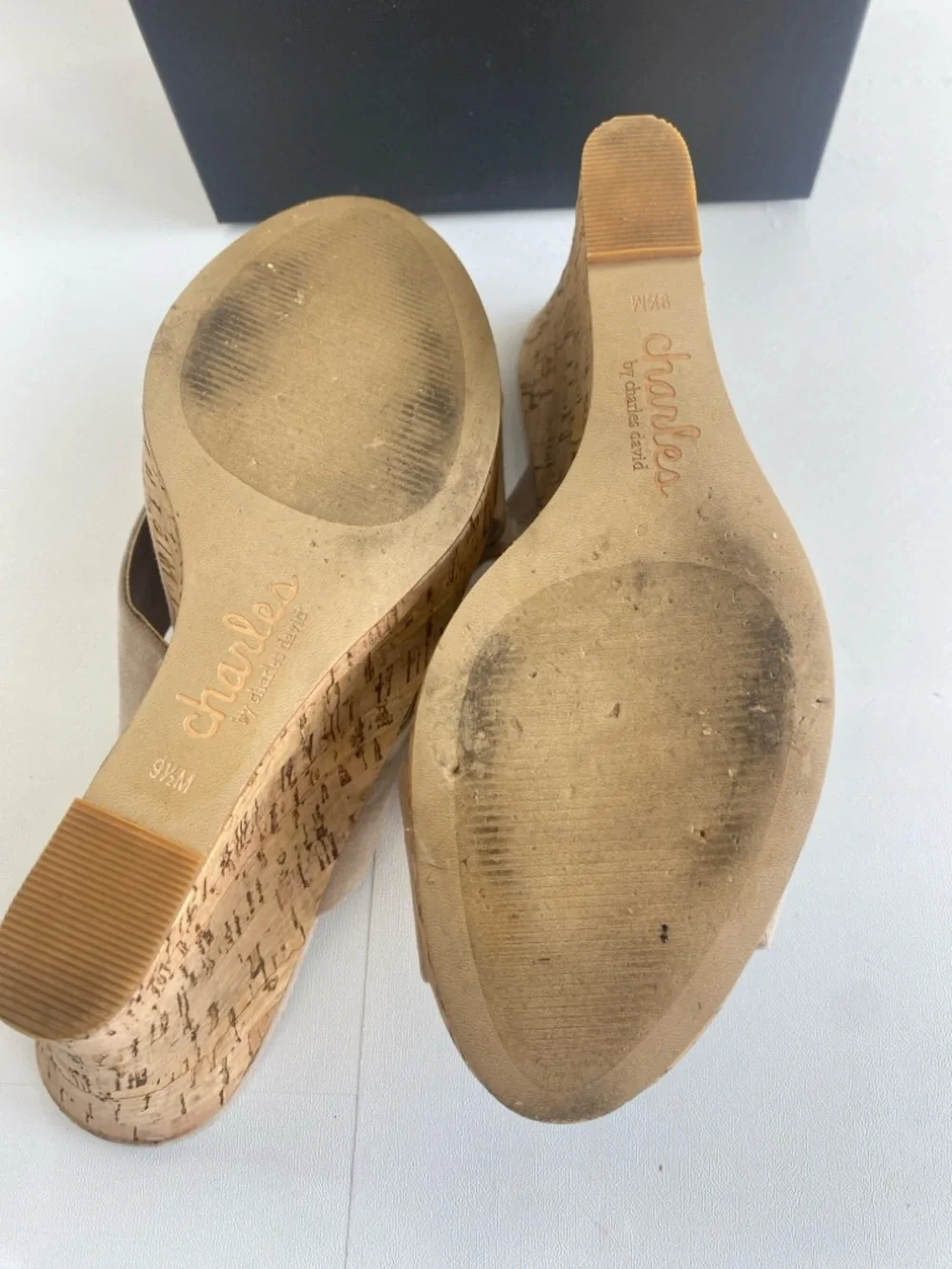 Charles David Latrice Nude crisscross microsuede cork wedge platform size 9.5